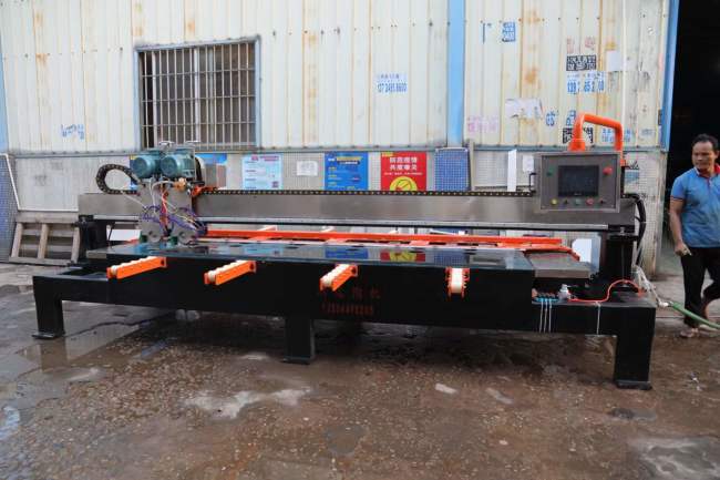 3200型巖板數(shù)控雙刀橋切機